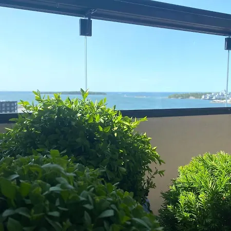 Merinaekoealalla Kaksio Appartamento Helsinki